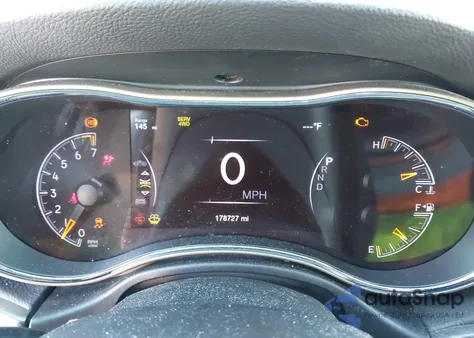 2017 Jeep Grand Cherokee Limited 4X4 z USA, uszkodzony, nr VIN 1C4RJFBG7HC776962